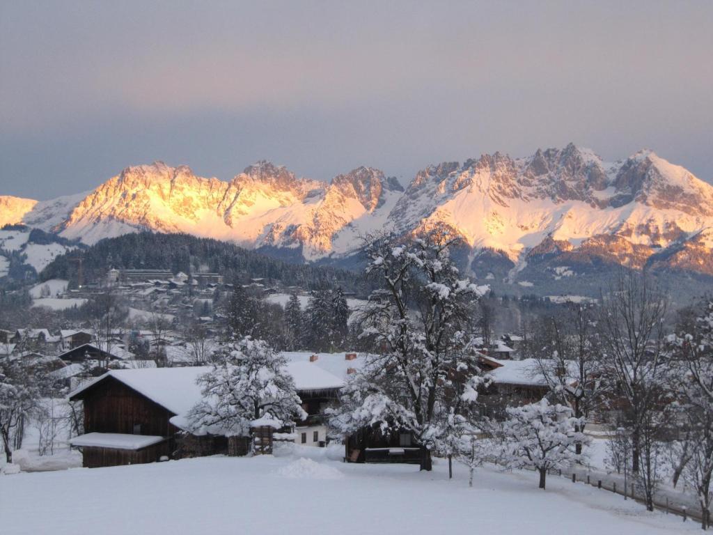 Haus Friedl Hotel Kitzbuhel Luaran gambar
